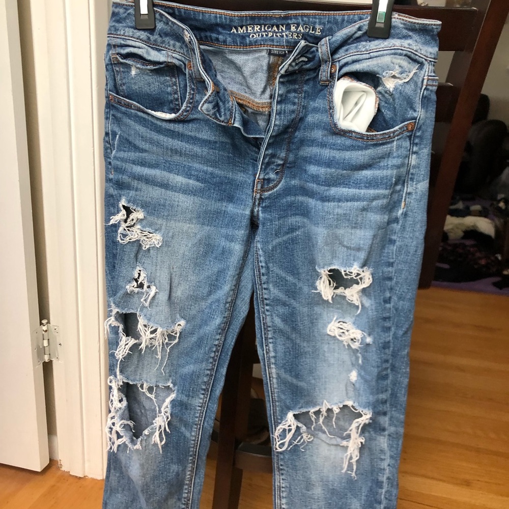 American eagle tomgirl jeans